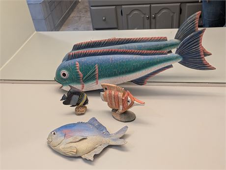 Lot 4 Decorative Fish - 1 Artisan Handmade Pottery Fish + 3 Wood Fish