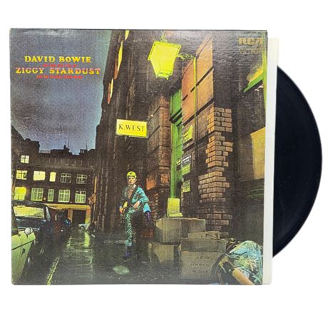 David Bowie "The Rise and Fall of Ziggy Stardust and the Spiders from Mars" 1972
