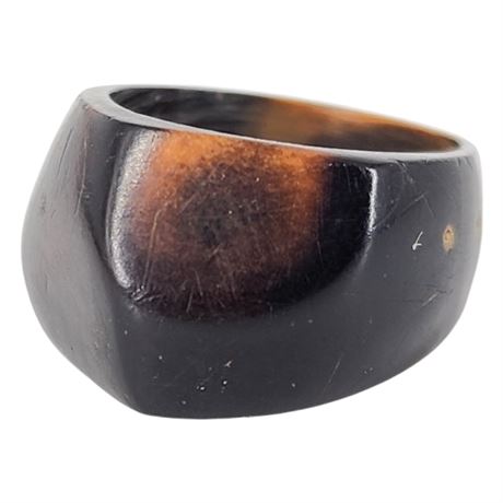 Vintage Hand Carved Horn Ring, Sz 5.5
