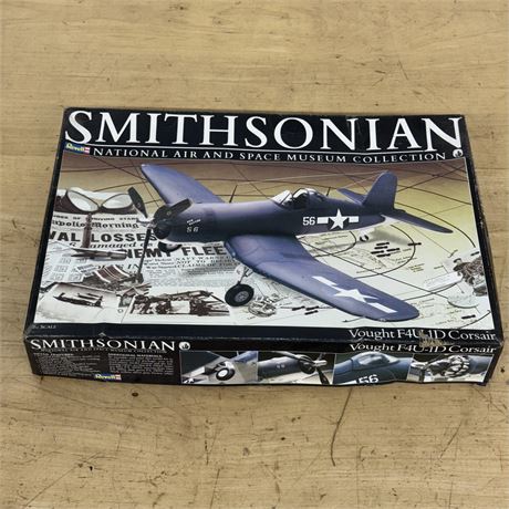 Revell Vought F4U-1D Corsair