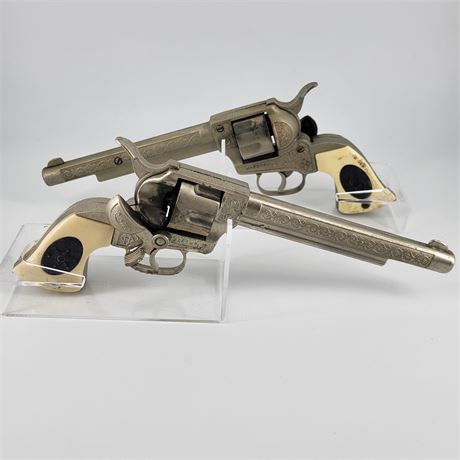 Pair of "Marshal" Cap Guns By Leslie-Henry Halco 1950's/Genuine Cowhide Holster