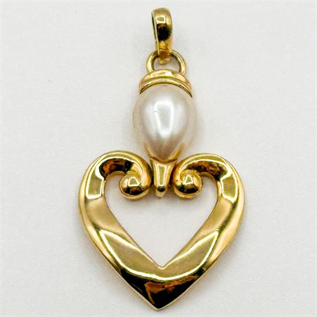 Vintage Premier Designs Gold Tone Heart Pendant