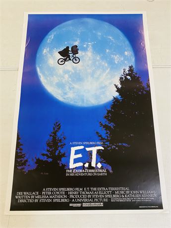 E.T The Extraterrestrial 27x40 Movie Poster - ROLLED