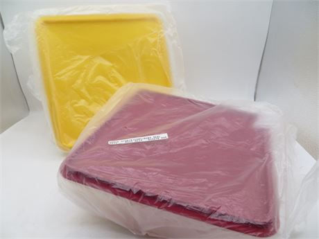NEW VINTAGE TUPPERWARE 2 SNACK CONTAINERS YELLOW & RUBY LIDS