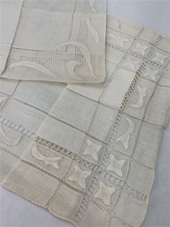 18 NOS Mid Century Irish Ladies Linen Handkerchiefs