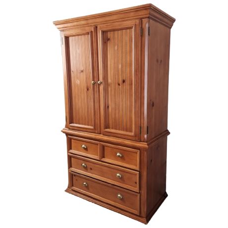 Rivers Edge Furniture Knotty Pine Entertainment Hutch