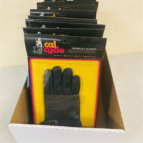10 Pairs NOS Cal Cycle Gauntlet Gloves  - Small