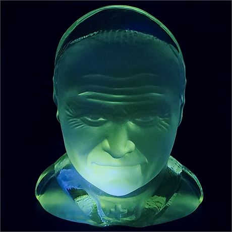 Vintage VIKING Pope John Paul II UV Reactive Clear/Frosted Glass Bookend