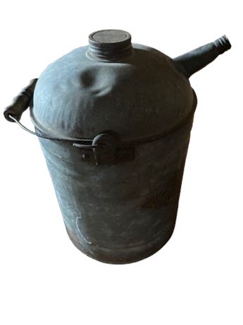 Vintage oil can