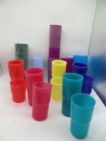20 NEW VINTAGE TUPPERWARE STACKING TUMBLERS EVERY COLOR!