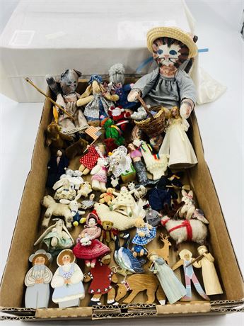 Lot of Vtg Dolls + Miniatures