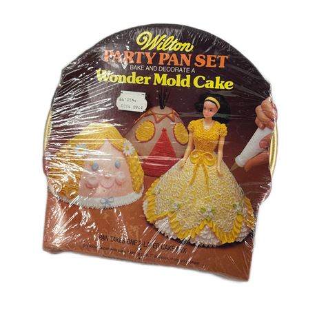NIP Wilton Wonder Mold Cake Pan