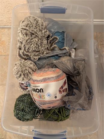 Lot Yarn Green Mix, Gray Mix, Peach Mix in Storage Container
