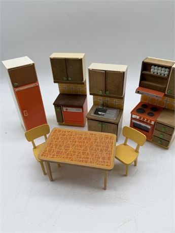 Lundby Doll House Kitchen Set