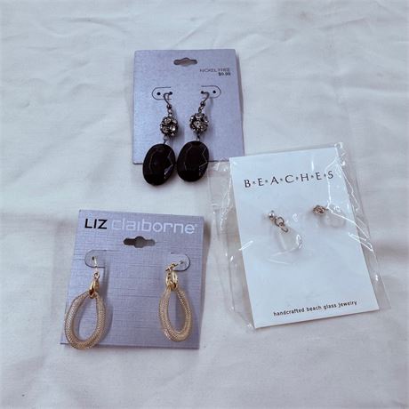 Unused Earring Lot