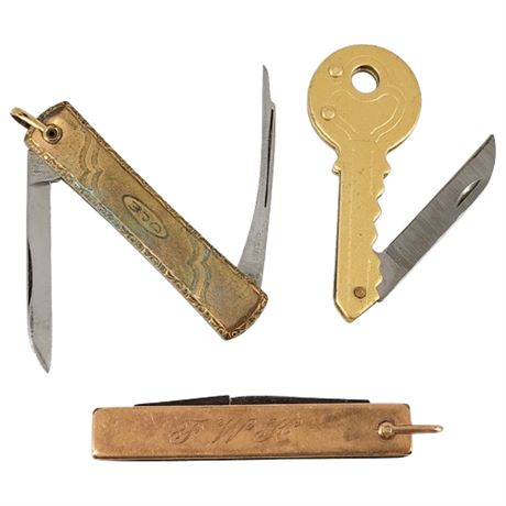 Lot of Small Vintage and Modern Pocket Knives