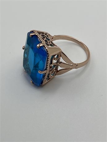 .925 blue topaz vintage ring