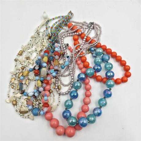 Lot of VTG Costume Jewelry, Necklaces