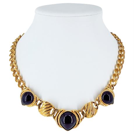Signed Vintage TRIFARI Gold Tone Black Lucite Cabochon Necklace