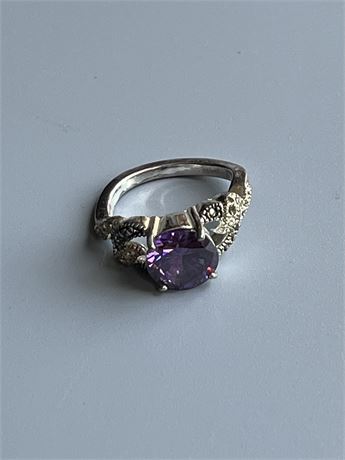 Amethyst and Mark site 925 ring