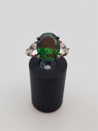Sterling Emerald Diamonique Cubic Zirconia Ring 3.6 Grams (size 7.25)