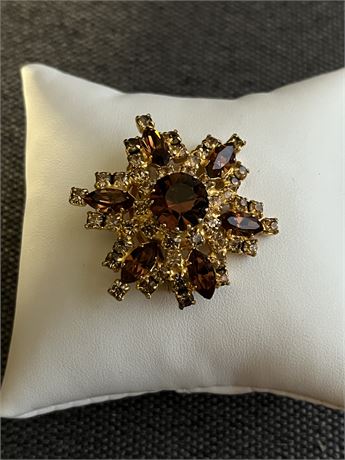 Topaz / rhinestones flowered brooch