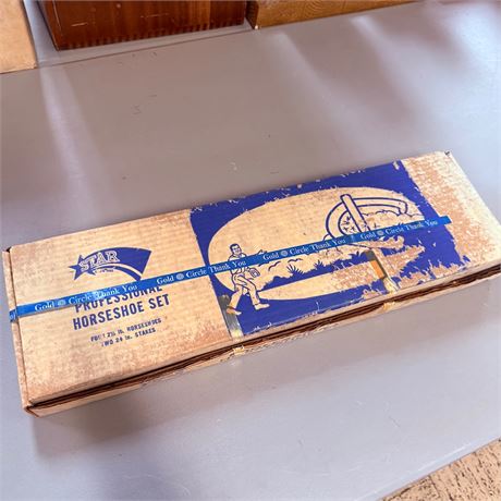 NOS Horseshoe Set