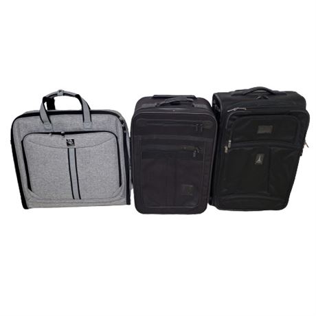 Zegur Gray Traveling Case / Set of 2 Black Travelpro Suitcases