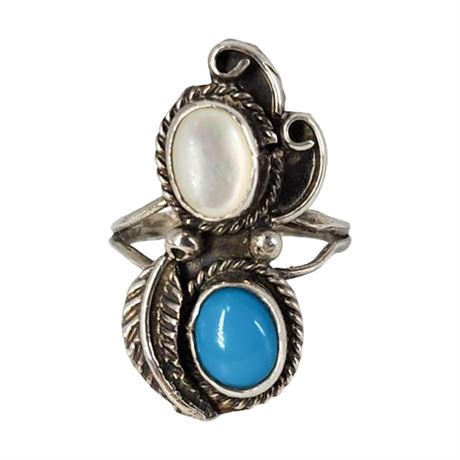 Unsigned Native American Sterling Silver Turquoise & Mother of Pearl Ring