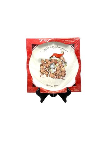 Vtg Kewpie Commerative Plate with Santa and Kewpie Dolls - NOS