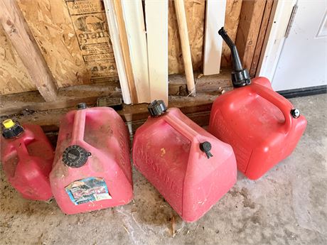 4 Gas Cans