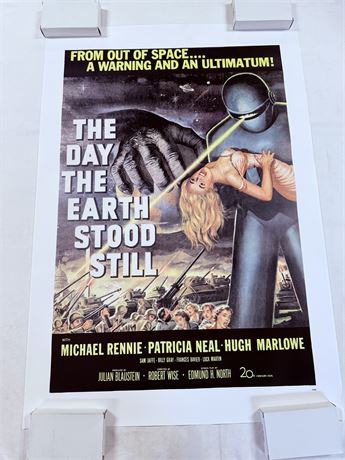 The Day the Earth Stood Still 27x40 Movie Poster - ROLLED