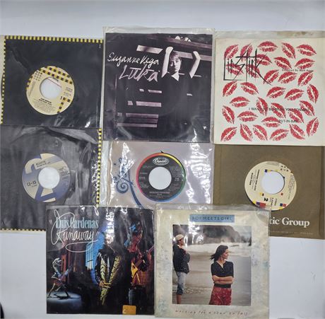 Lot of vintage 45s