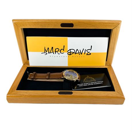 NIB Marc Davis Signature Series Tinkerbell Watch