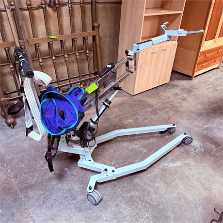 Hospital Grade Lifting Unit  - Like New