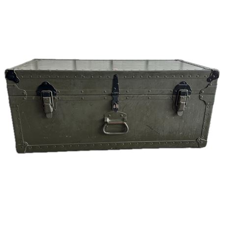 Vintage 1949 General Products Army Foot Locker
