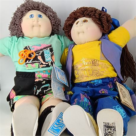 Pair of 1989 Original Lapis & Tiger’s Eye Cabbage Patch Kids – Xavier Roberts