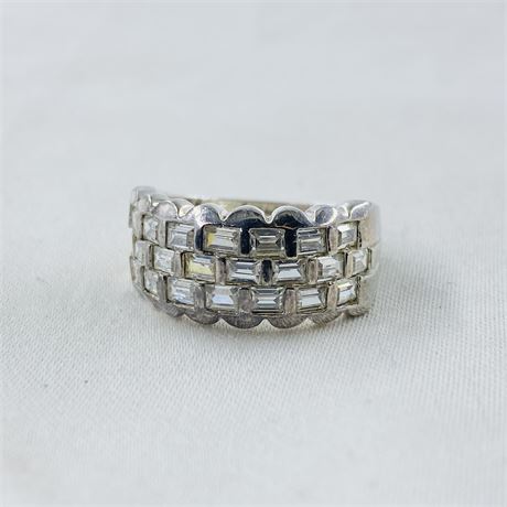 5.8g Sterling Ring Size 8.25