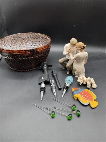 Willow Tree Lovers, Basket w/Lid, Wine Openers, Glass Drink Stirs & Fish