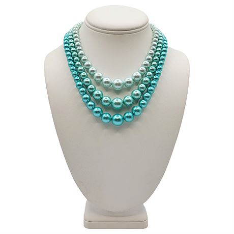 Vintage Mid-Century 3-Strand Aqua/Teal Faux Pearl Statement Necklace