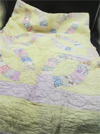 Vintage Double Wedding Ring Quilt