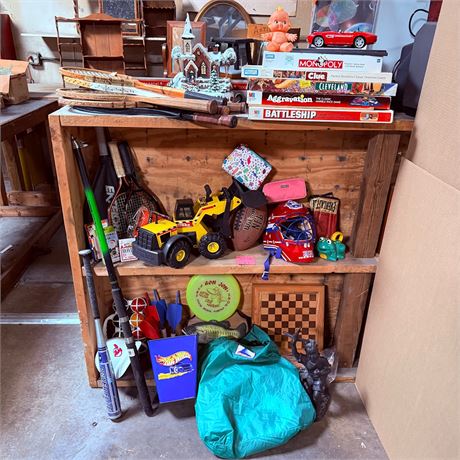 Toy & Sport Lot