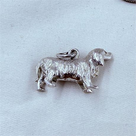 7.7g Sterling Dachshund Charm / Pendant