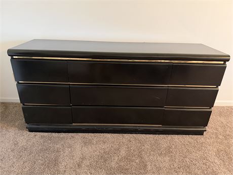 9 Drawer Black Chest of Drawer w/Gold Trim