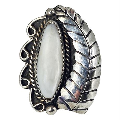 Vintage Native American Sterling Silver Mother of Pearl Ring, Sz 7