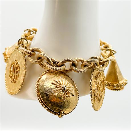 Vintage Gold Tone Charm Bracelet