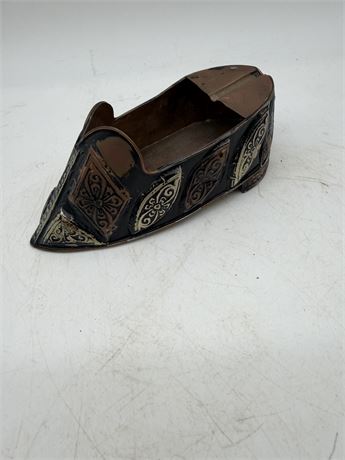 Shoe Shaped Ash Tray Brass & Copper