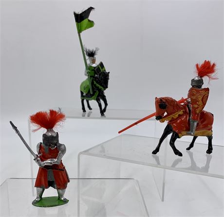 Made in England Painted Metal Medieval Knights & Horses