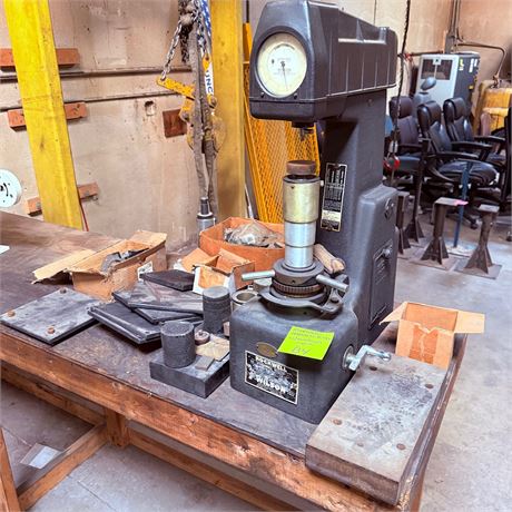 Rockwell Hardness Tester w/ Accessories