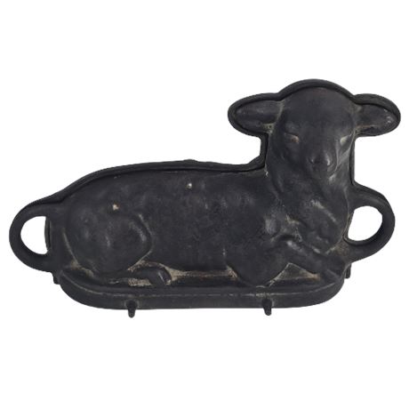 Vintage Griswold Cast Iron Lamb Chocolate Mold